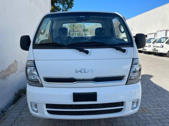 KIA BONGO 2.5 TD DIESEL STD CS 4x4 MANUAL